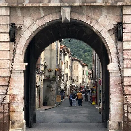 Maison Les Ramparts 빌프랑슈 드 콩플랑
