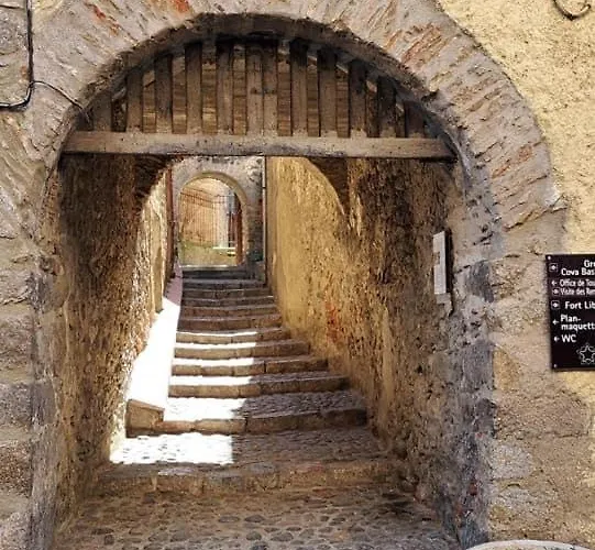 Maison Les Ramparts Дом отдыха Вильфранш-де-Конфлан